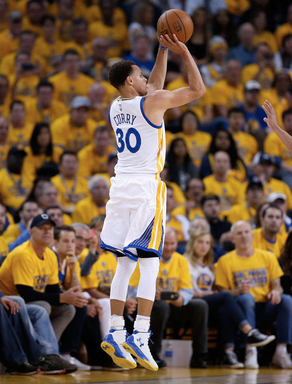 Stephen Curry 'Ghost Ship' fetch record price The Mercury News